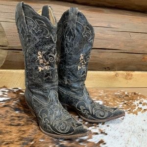 Corral vintage cowgirl boots size 9